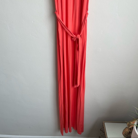 Old Navy / Coral Pink Jersey Maxi Dress - Picture 2 of 9